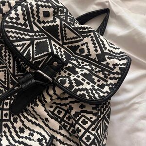 Black and White Geometric Patterned Women's Bag